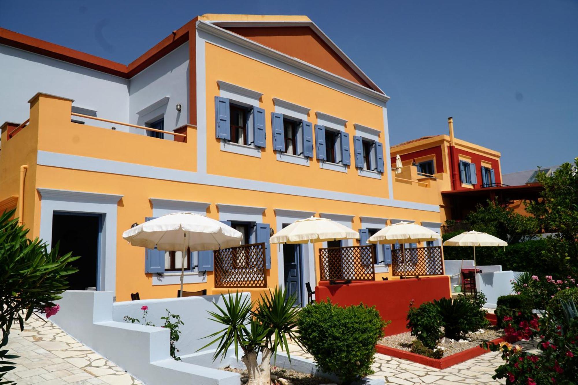 Aparthotel Taxiarchis Symi Exterior foto